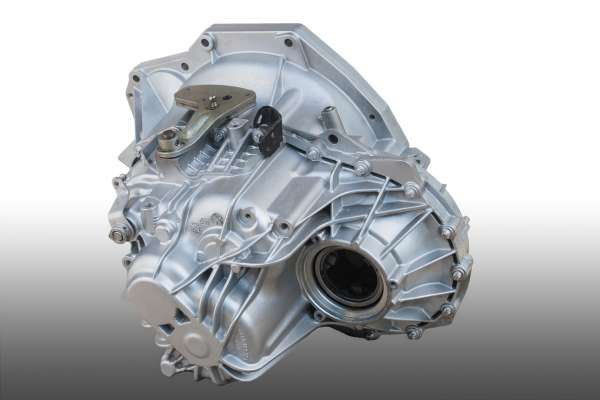 Renault Trafic 1.9 dCI 5-v. manuaalivaihteisto PK5069